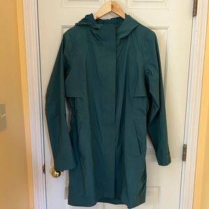 LuluLemon Rain Rebel Jacket Sz12